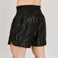 BASIC 2 KICK SHORTS