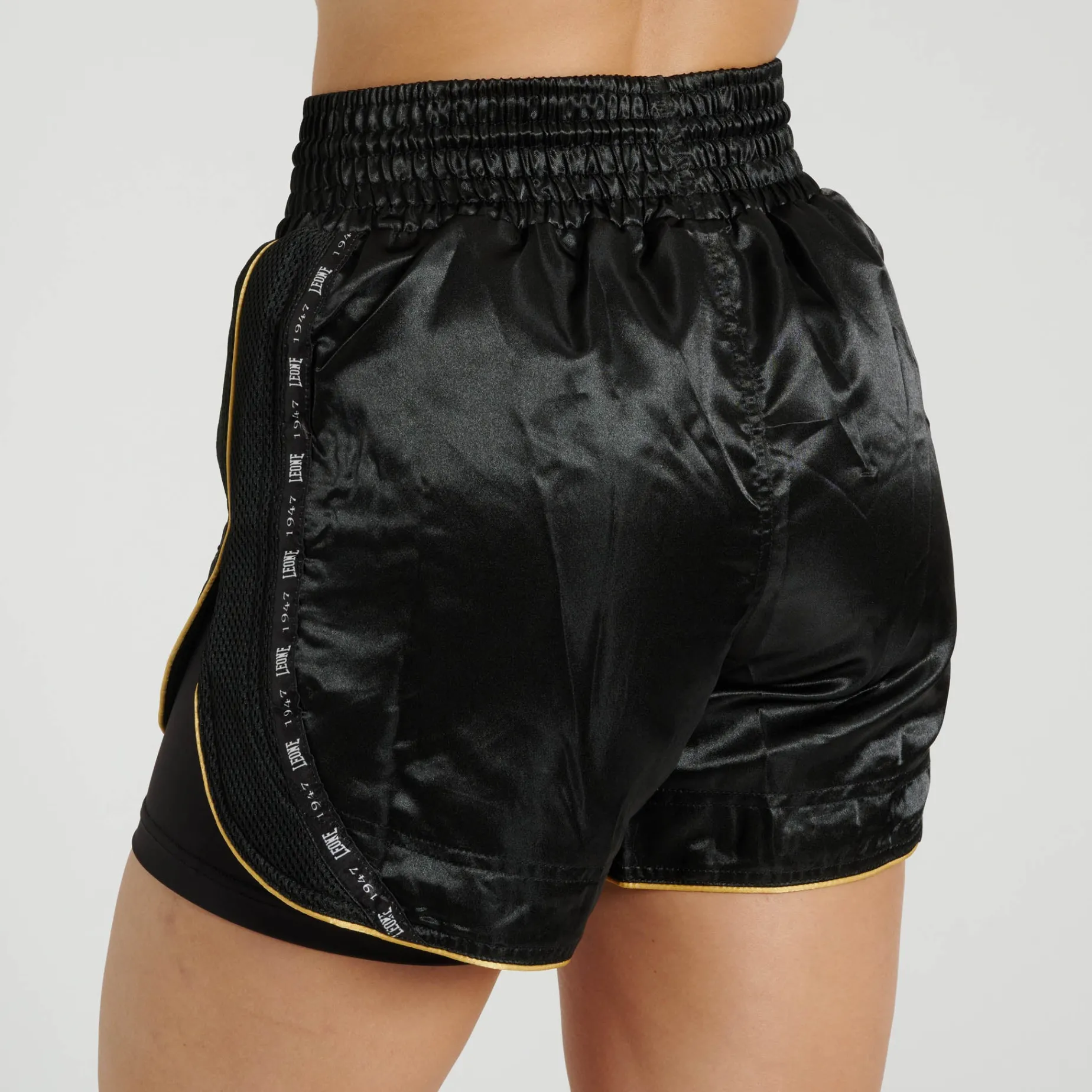 CLASSIC SHORTS