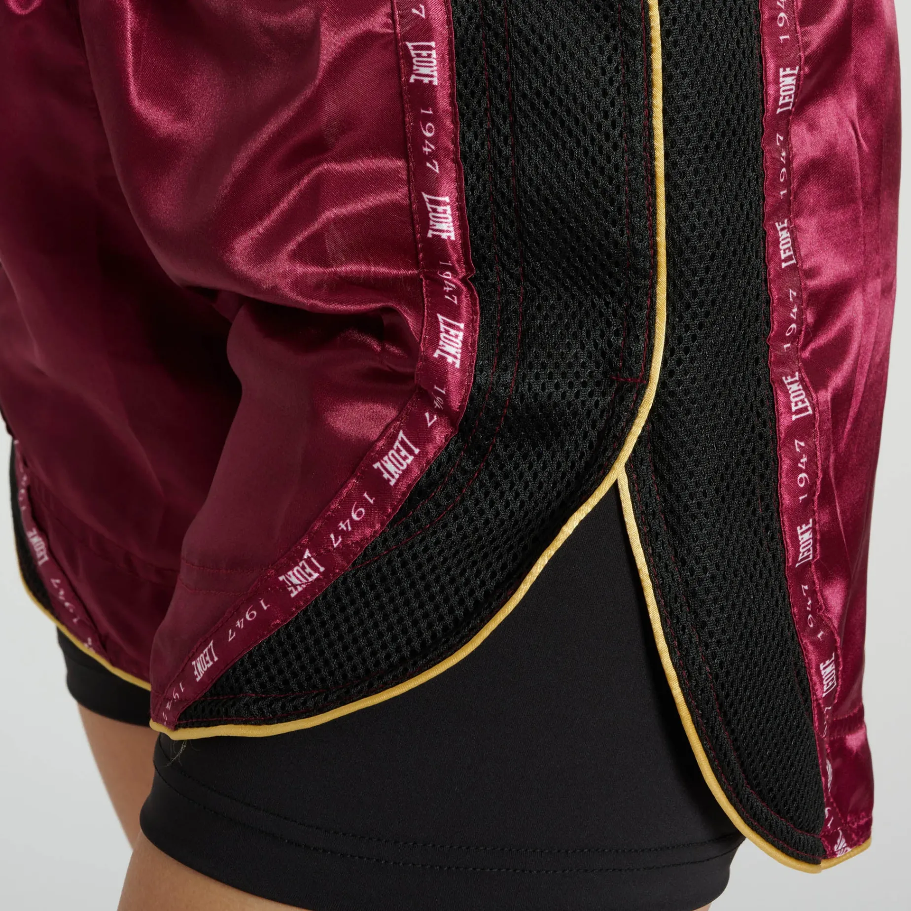 CLASSIC SHORTS