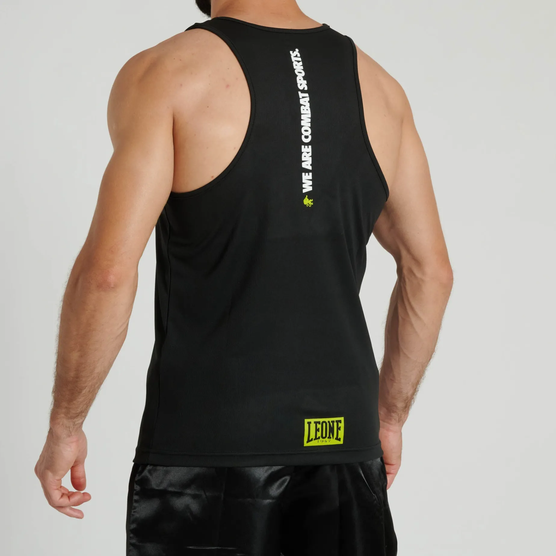COLOR BLOCK BOXING TANK