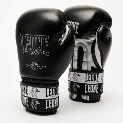ICONIC BOXING GLOVES
