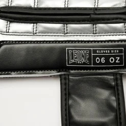ICONIC BOXING GLOVES