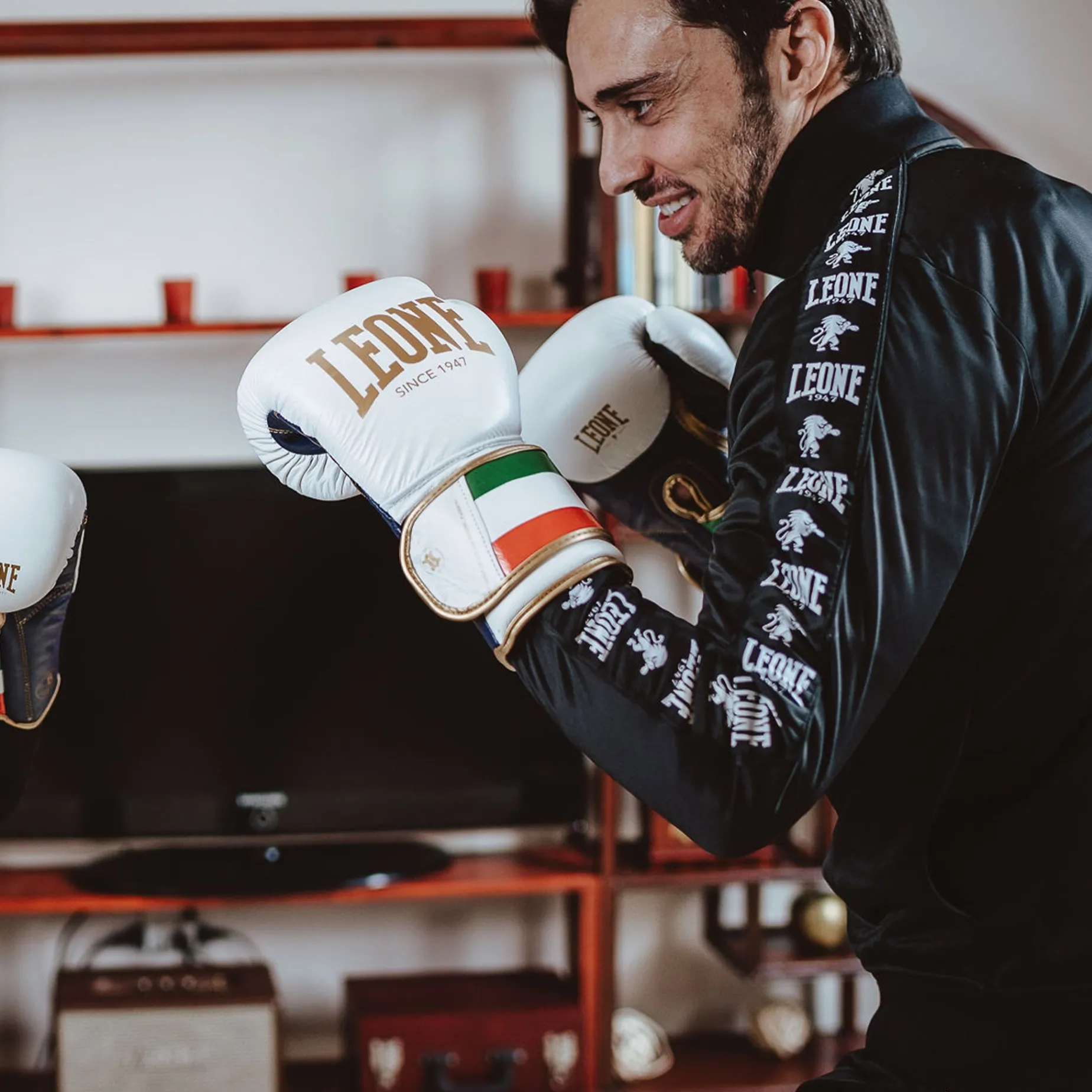ITALY'47 BOXING GLOVES