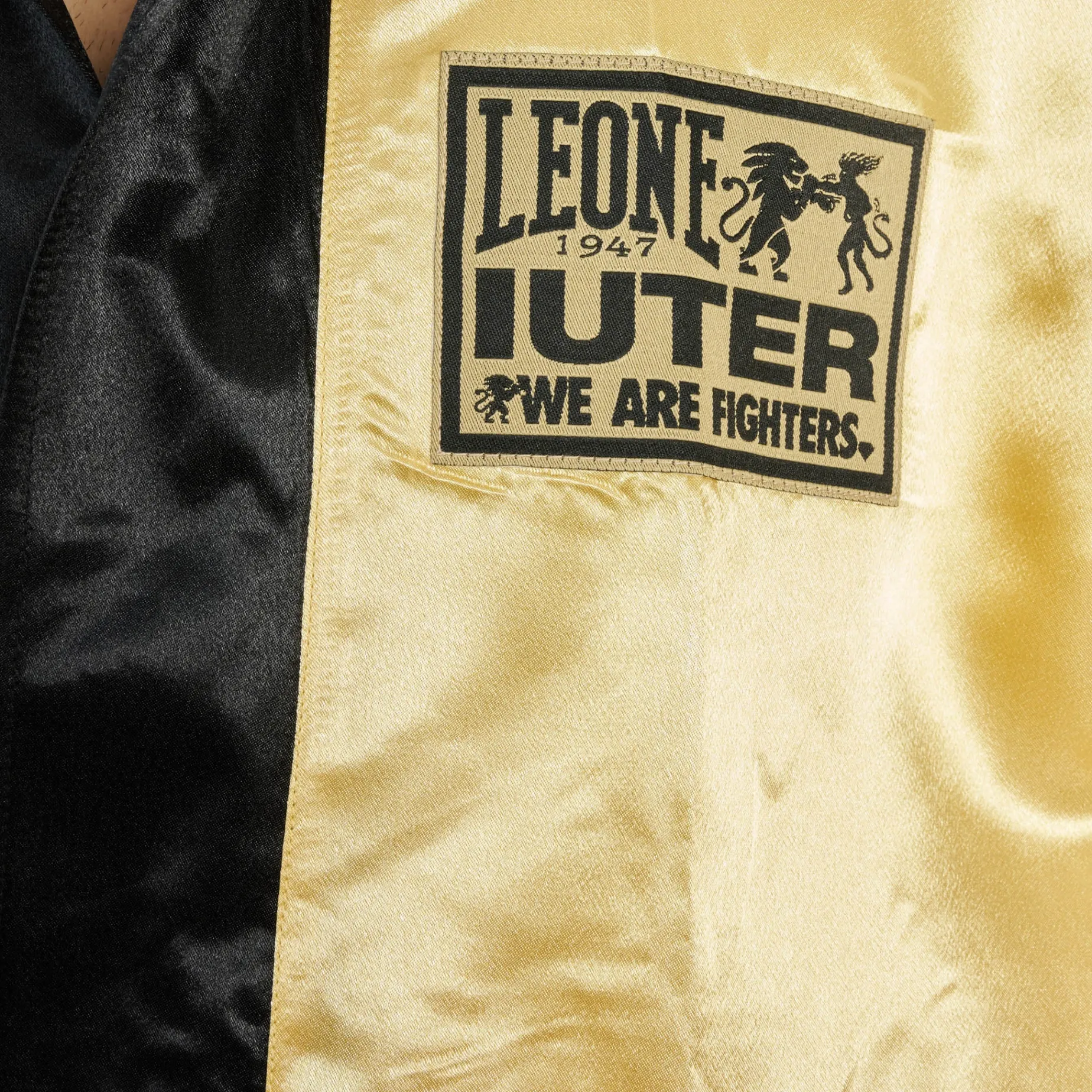 LEONE X IUTER BOXING GOWN