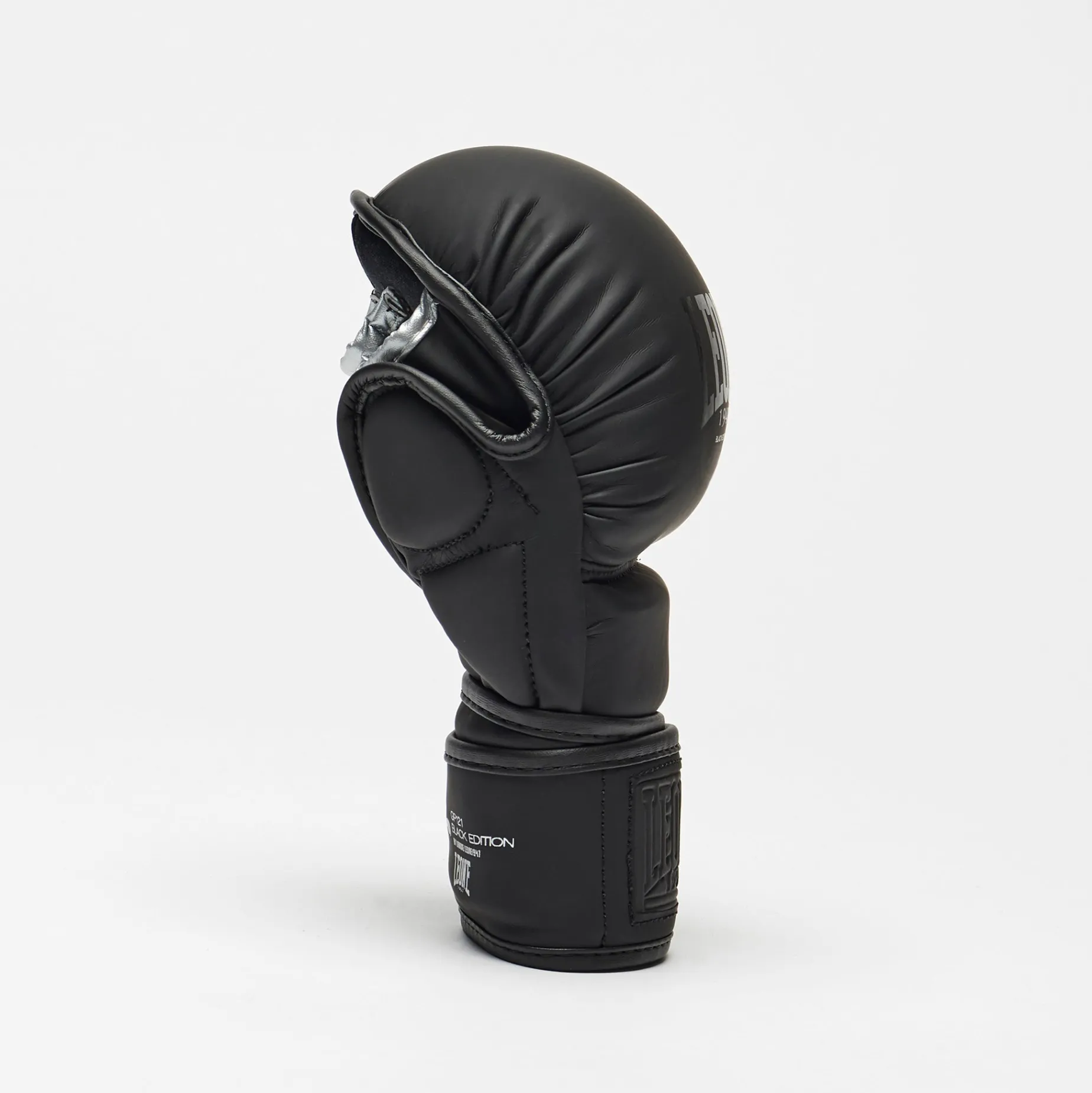 MMA GLOVES BLACK EDITION