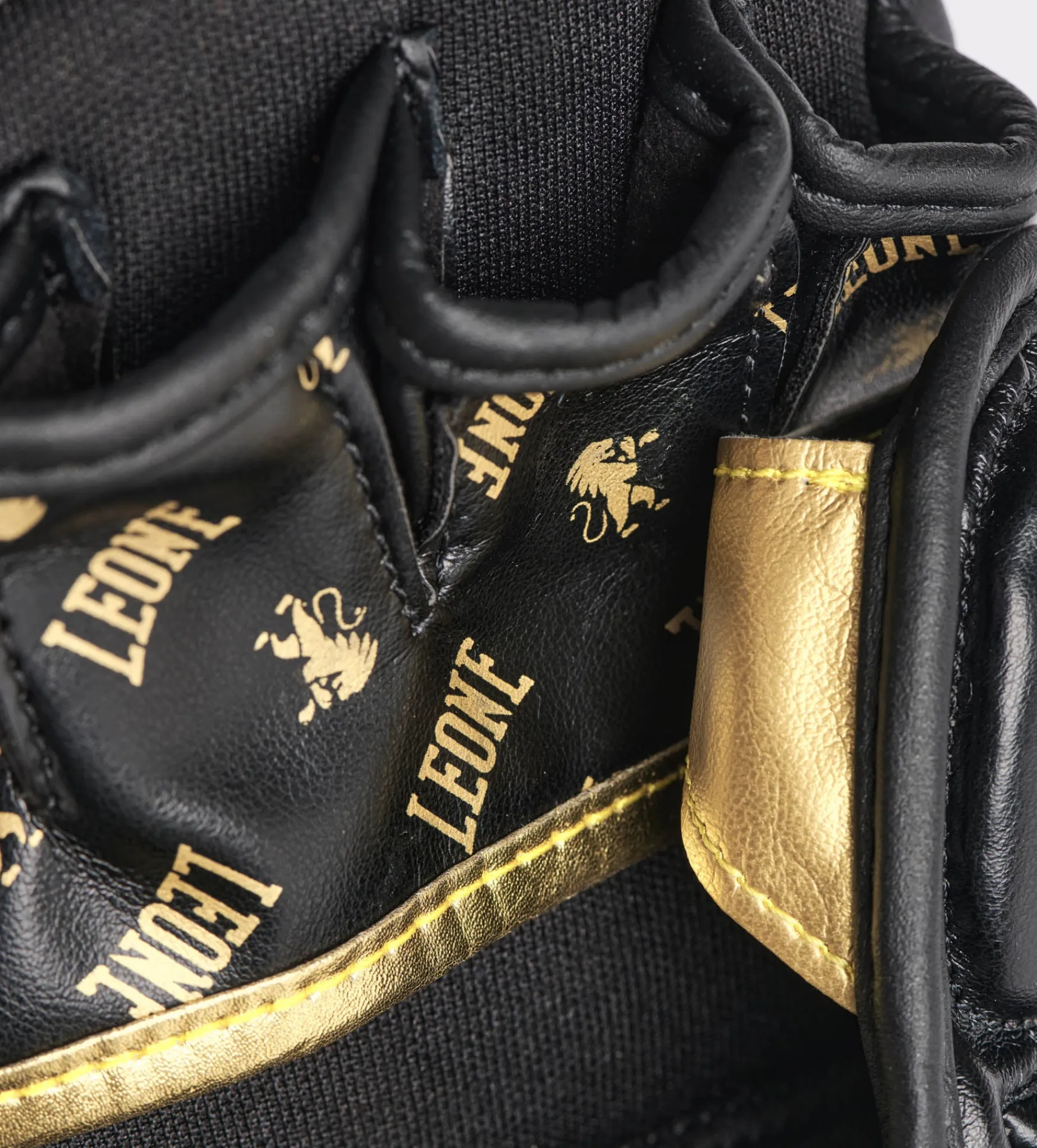 MMA GLOVES DNA