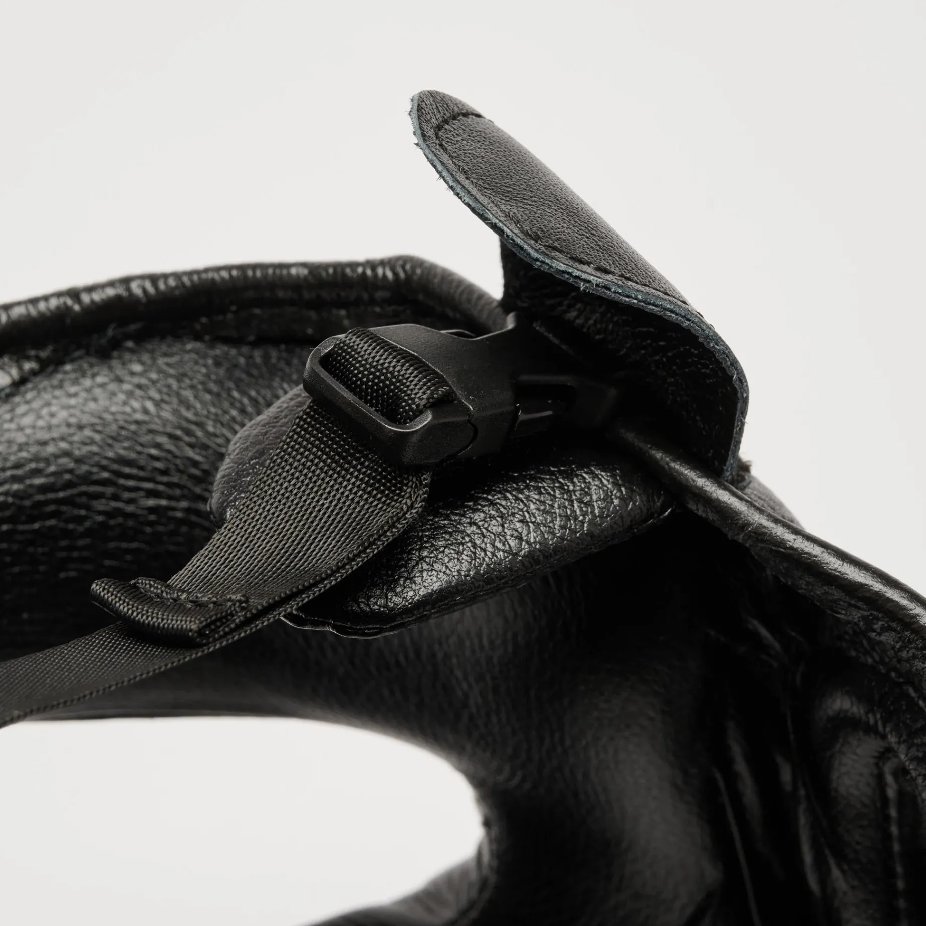 NERONE CLASSICO HEADGEAR