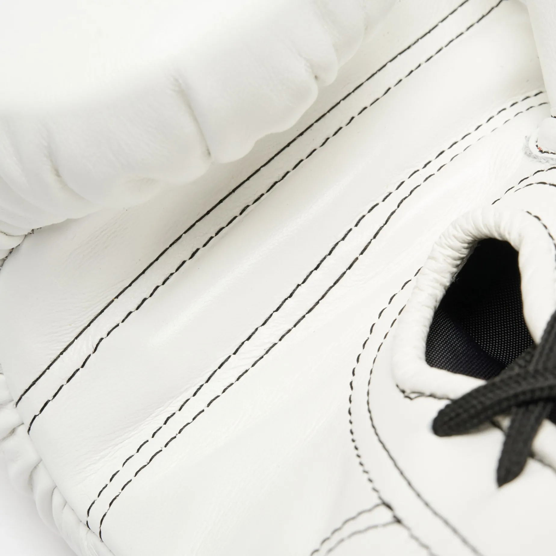 ORLANDO CLASSICO BOXING GLOVES LACES