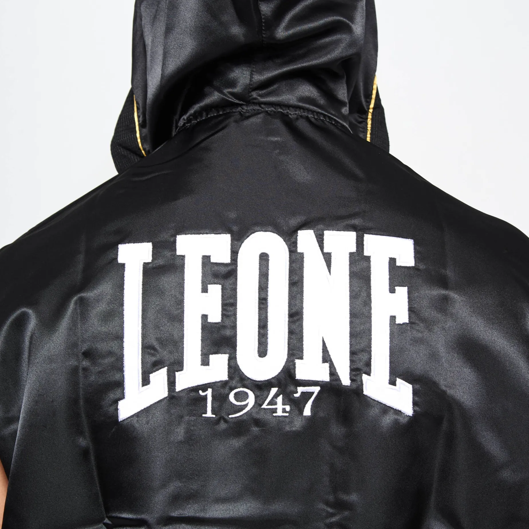 PREMIUM SLEEVELESS BOXING GOWN