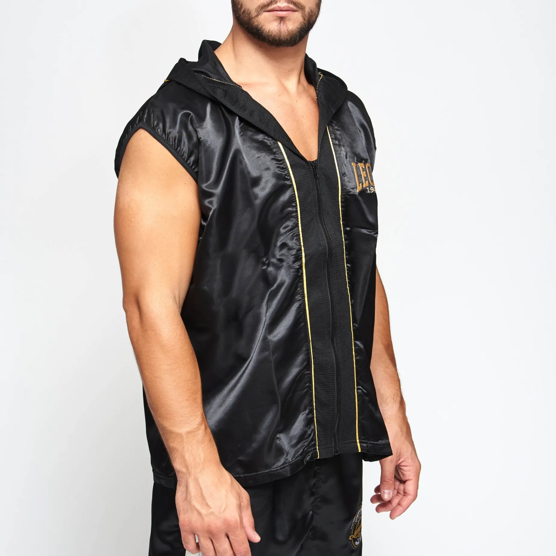 PREMIUM SLEEVELESS BOXING GOWN