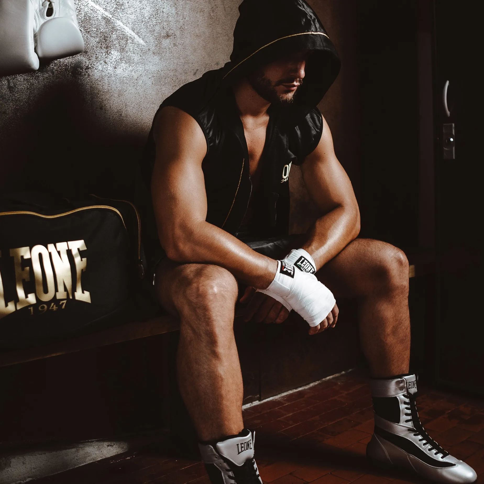 PREMIUM SLEEVELESS BOXING GOWN