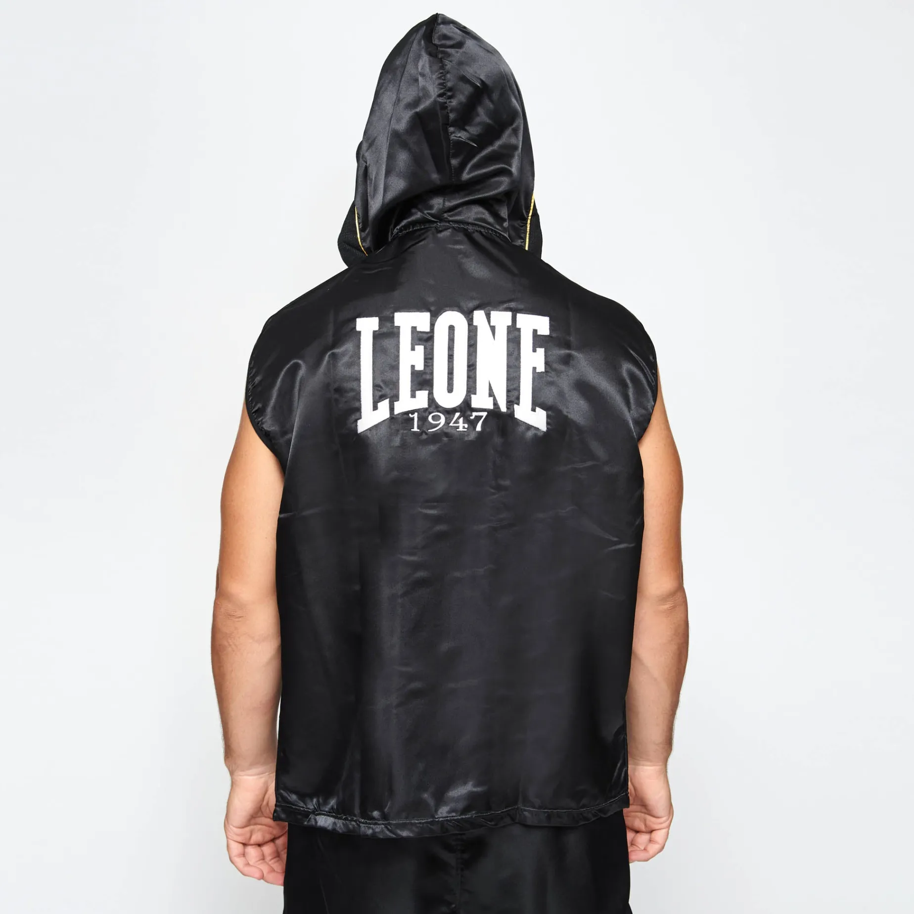 PREMIUM SLEEVELESS BOXING GOWN