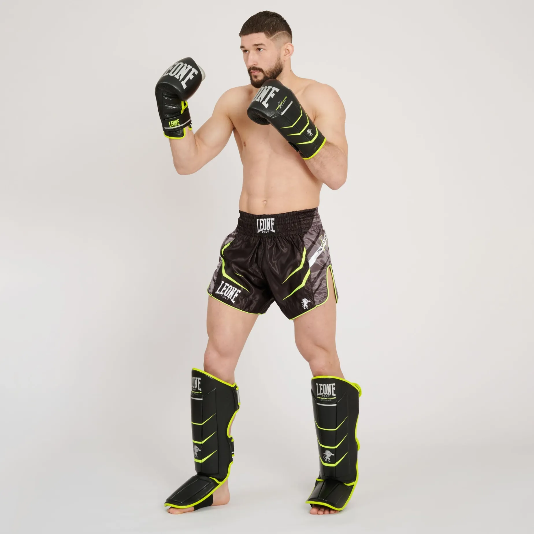 REVO FLUO KICK SHORTS