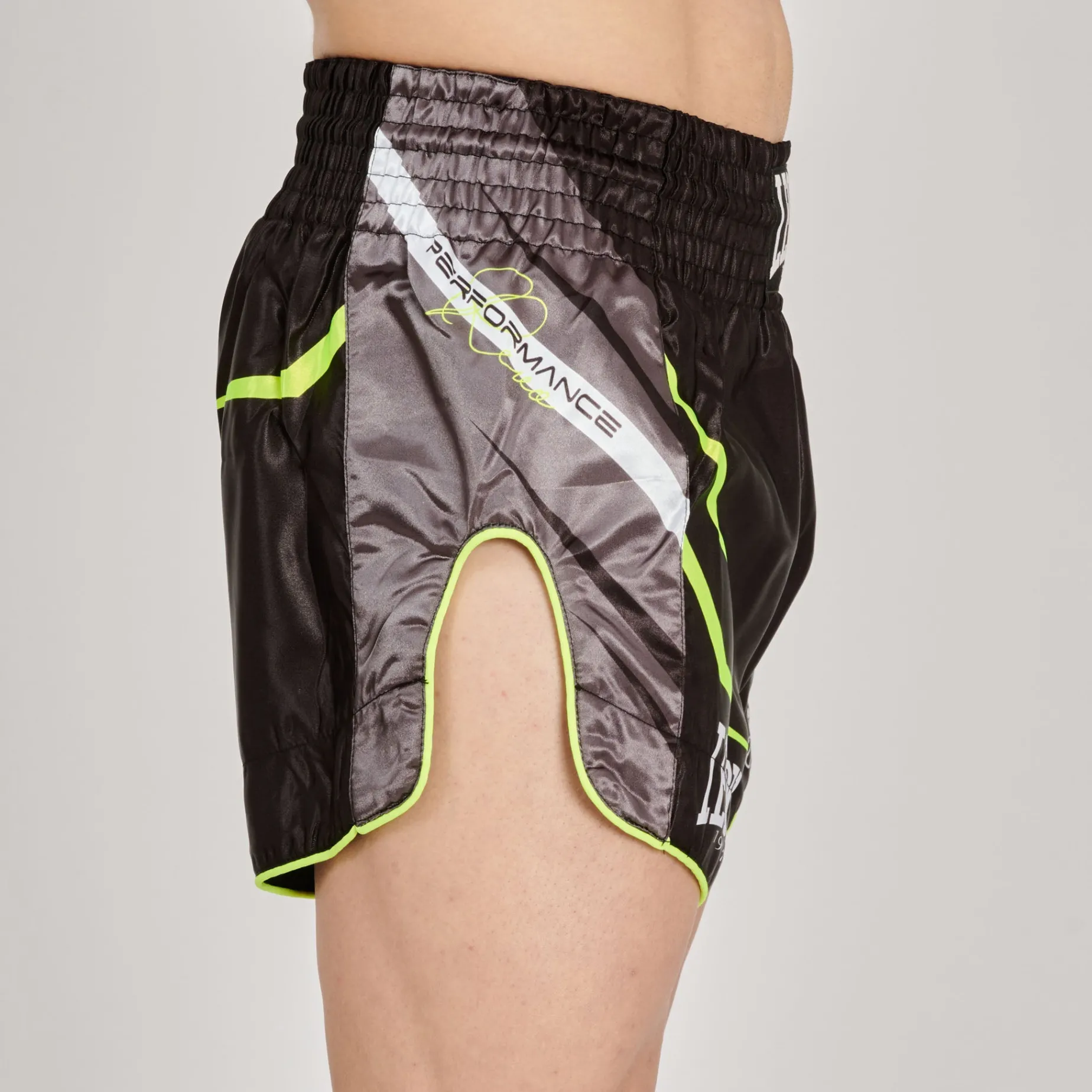 REVO FLUO KICK SHORTS