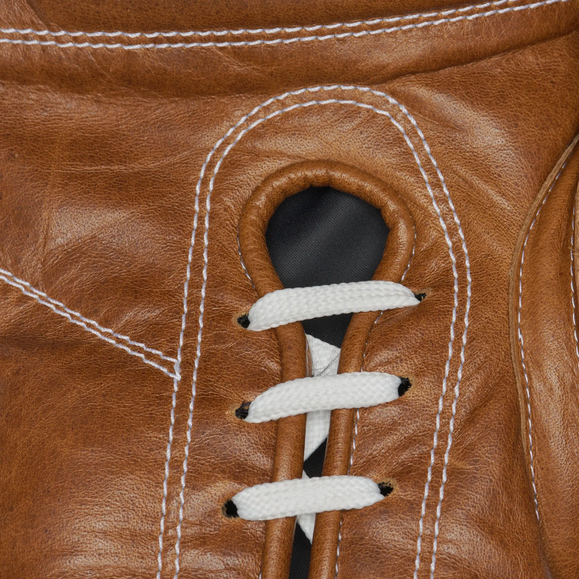 ROMEO VINTAGE BOXING GLOVES LACES