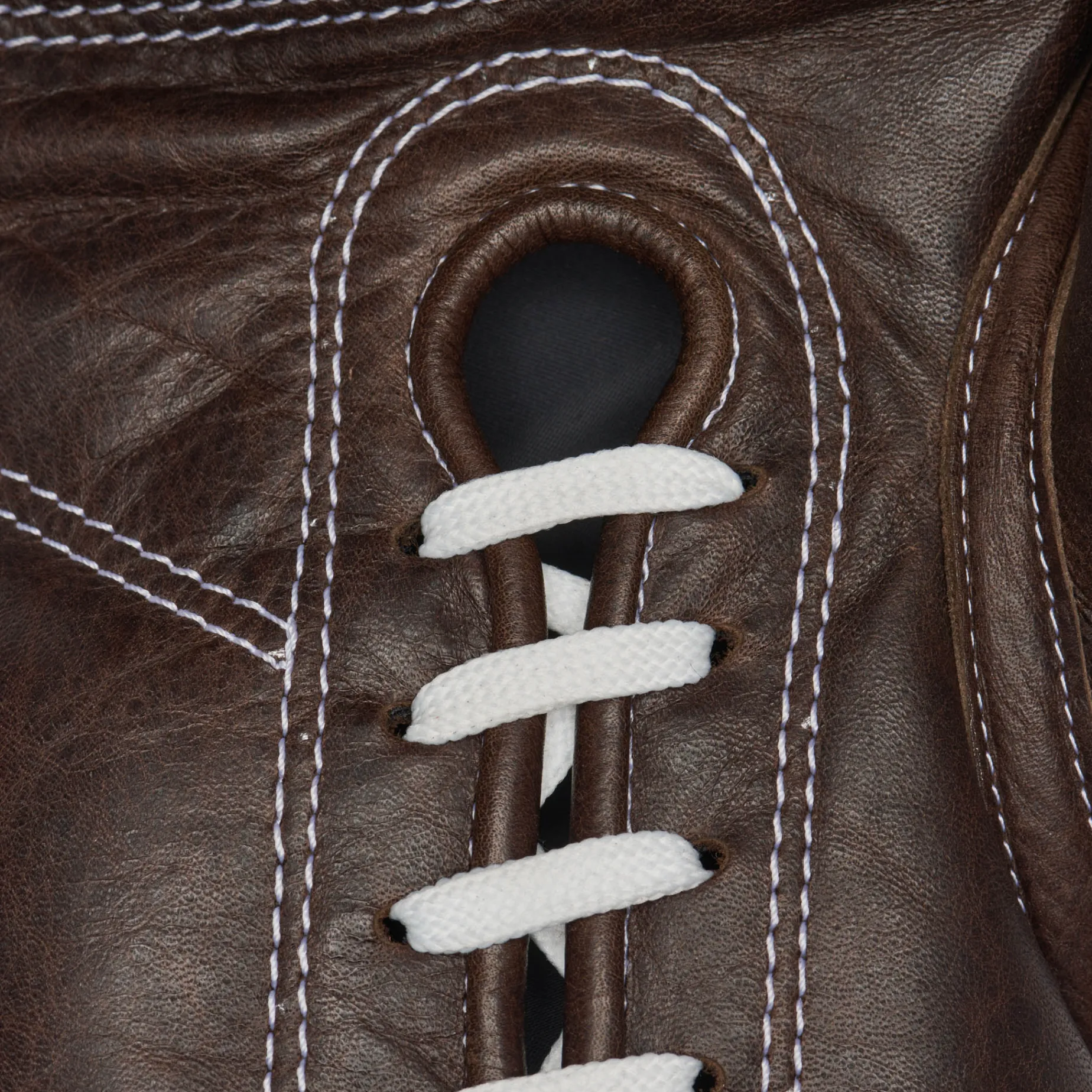 ROMEO VINTAGE BOXING GLOVES LACES