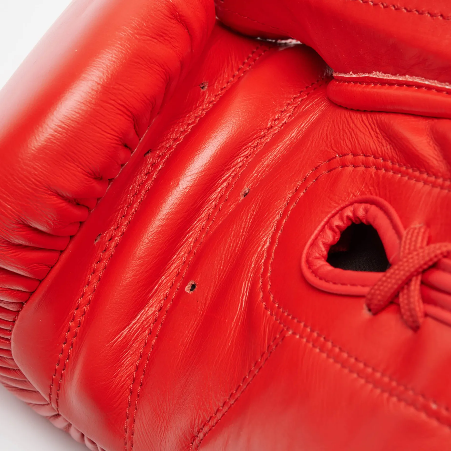 THE GREATEST BOXING GLOVES