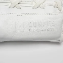 THE GREATEST BOXING GLOVES