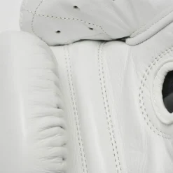 THE GREATEST BOXING GLOVES