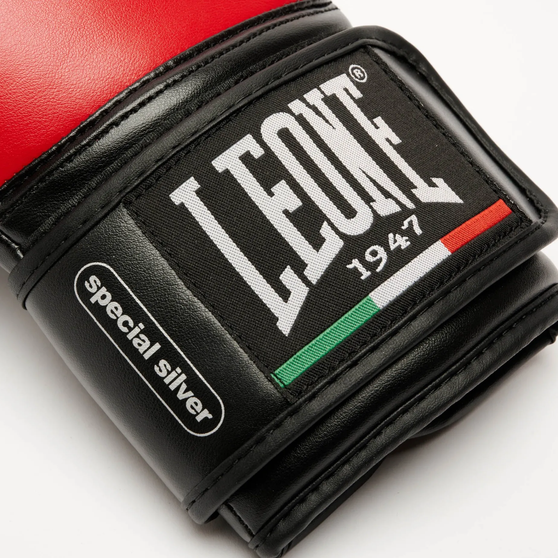 THUNDER BOXING GLOVES