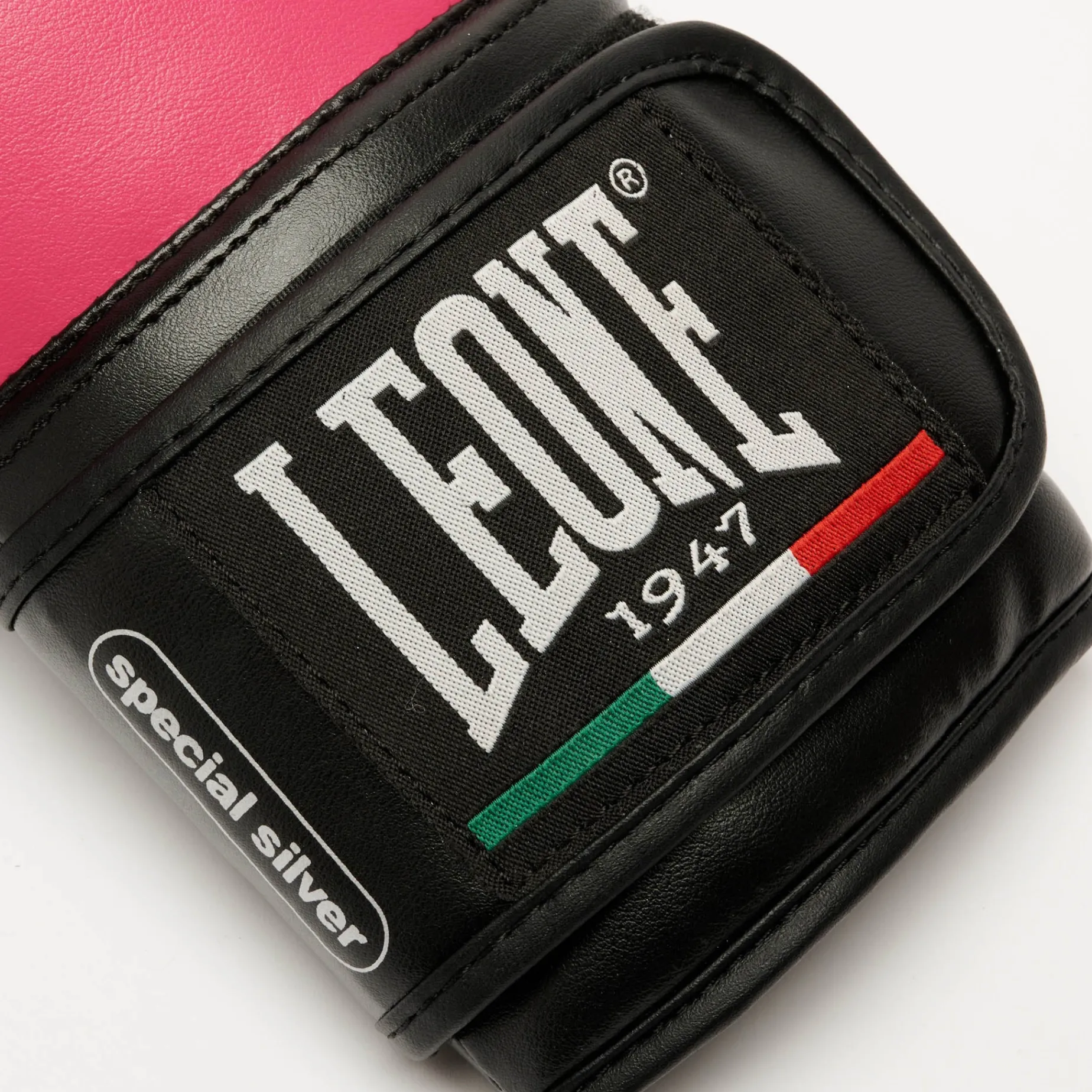 THUNDER BOXING GLOVES